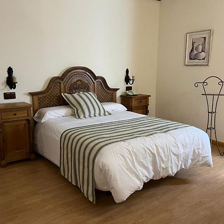 Hotel A Posada เตมเบลเก ภายนอก รูปภาพ